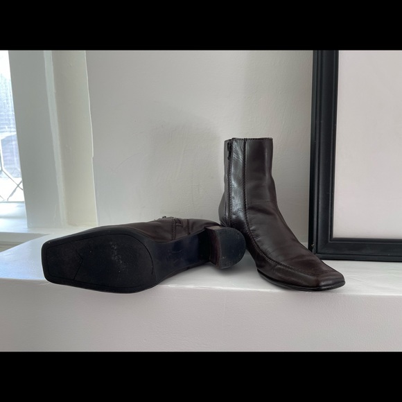 Nine West choc brown leather boots - Picture 3 of 3
